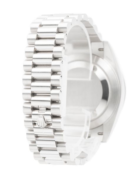 Rolex Day-Date 40 228396 TBR